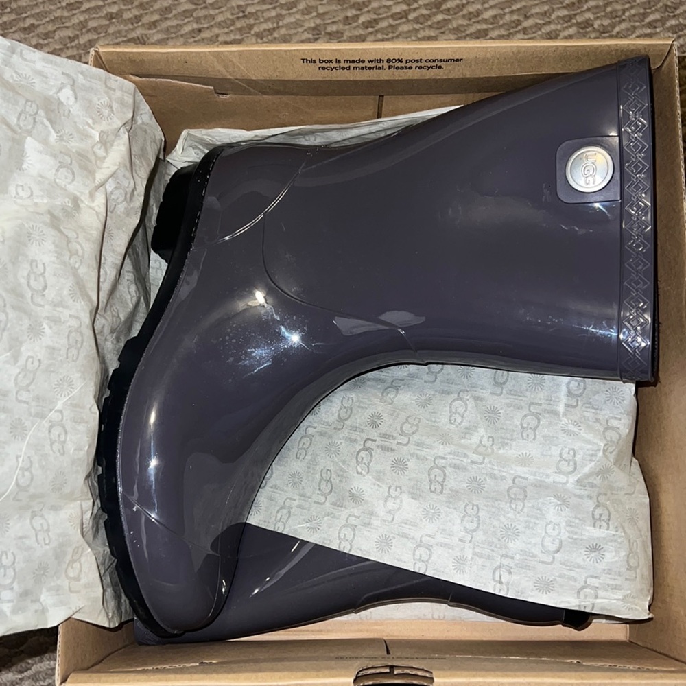 Ugg rain boots
